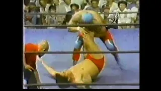 Dos Caras & Mil Mascaras vs Jumbo Tsuruta & Rocky Hata (Clipped) - Aug 29, 1978