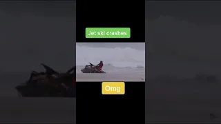 Jet ski crashes | Omg 😥 |