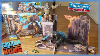 Godzilla Vs Kong Diorama At Target | Playmates Assemble!