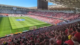 SC Freiburg Fans feiern emotionalen Abschied von Christian Streich und Patrick Baier