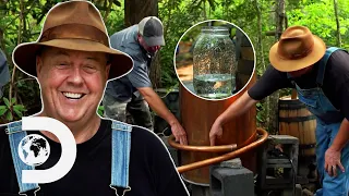 Mark & Digger Team Up With JB To Make Flavourful Apple Moonshine! | Moonshiners