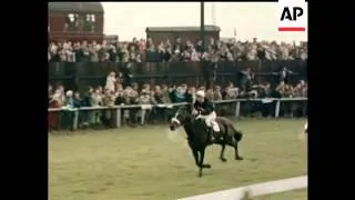 THE GRAND NATIONAL (IN COLOUR)
