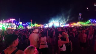 EDC LV 2017 - Walking Down Rainbow Road Toward Kinetic Field