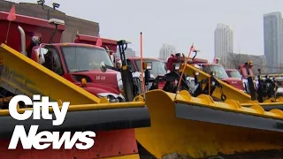 Toronto snow clearing efforts continue as another storm hits