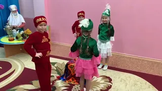 Казахская национальная игра "Шанырак"