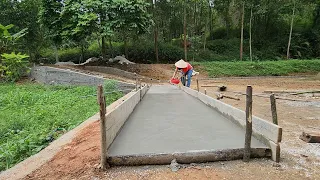 pouring road to create garden landscape t.1