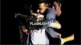 Louis Tomlinson + Liam Payne┃You're my flashlight [LiLo]