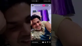 Khalid bhaiya ka Full Live singing video with his fans......