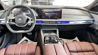 First Look! All-New 2023 BMW i7 xDrive60 544Hp - Oxide Grey Metallic Color