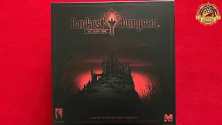 Odpakowanie gry planszowej Darkest Dungeon wydanej przez Mythic Games!