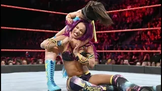 Bayley vs Sasha banks (riott squad attacks) RAW 04/16/2018 (full match)