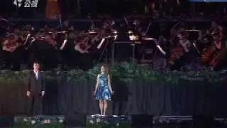 Hayley Westenra & Russell Watson - Pokarekare Ana (live 2009)