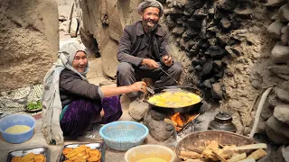 Cave Dwellers Daily routine like 2000 years ago | Village life in Afghanistan