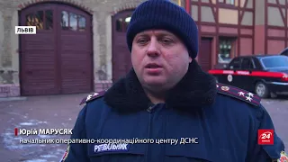 Вогнеборці ліквідували пожежу на складі у Львові