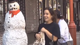 Hilarious Pranks - Snowmen in the City