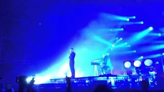 Hurts - Blind ( live Warsaw 7.11.2013 )