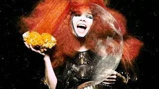 björk: moon