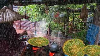 Heavy rain in village life, I cooking eggs fried with vegetable / Village cooking