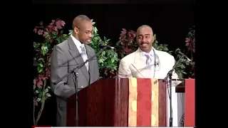 Pastor Gino Jennings-Answer questions  Recorded  on 11-27-11-  Part 1 of 2