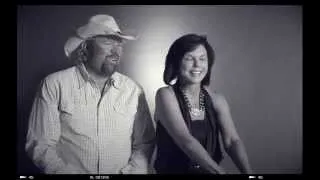 Toby Keith & Tricia Covel - - 2014 Door-Opener Honorees