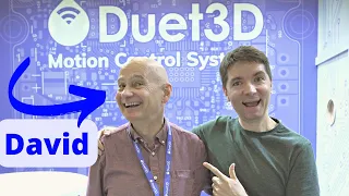 3D printer input shaping with the energetic David Crocker at the Duet3D booth at formnext