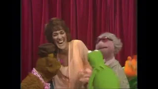 The Muppet Show - 104: Ruth Buzzi - Curtain Call (1976)