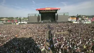 Billie Eilish’s gigantic crowd at Reading Festival ( august 24)