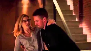 Arrow 4X11 Felicity is Come Back