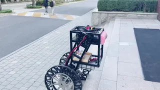 [Mobinn] Control for Climbing Stair of a Delivery Robot