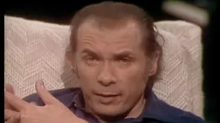 Glenn Gould Explains His Use Of The Piano For Bach