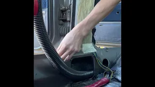 VOLVO 240 Outside Window Vent CLEANING (HOW TO DIY)