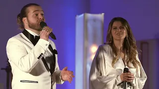 Saara Aalto & Teemu Roivainen -Oi Jouluyö (O Holy Night) (Tuhannet Tähdet -joulukiertue)