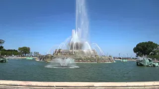 Buckingham Fountain in Grant Park, Chicago, Illinois, USA