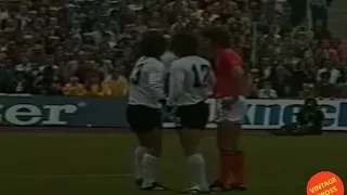 Gerd Muller vs Holland - 1974 WC Final