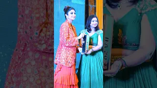 Moms Creator Award 🧡 #trending #lakhneet #yourbhammu #love #neetubisht #happy #videooftheday