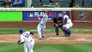 Corey Seager smashes a two-run home run