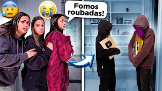 VOLTAMOS PARA NOSSA ANTIGA CASA!! *as garotas do condomínio nos roubaram*