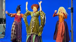 HOCUS POCUS Reunion! See Bette Midler, Sarah Jessica Parker and Kathy Najimy Back in Costume