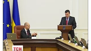 Міністр охорони здоров’я гарантував, що відтепер ліки будуть закуповувати вчасно і вдосталь