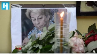 Доктор Лиза погибла в катастрофе Ту-154. Москвичи несут цветы к фонду «Справедливая помощь»