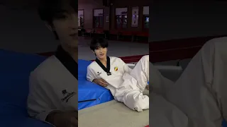 Can't make it twice? @QiunanLin_Official #taekwondo #linqiunan #kick