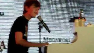 Greyson Chance - Paparazzi (Live in Manila) [11.19.11]