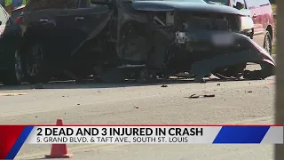 Fatalities reported following multi-car crash in Dutchtown