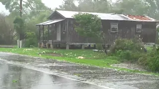 RAW VIDEO: High winds from Hurricane Ida at Golden Meadow, Louisiana