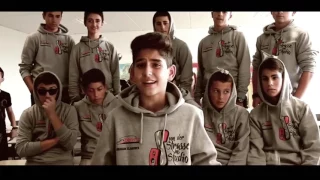 Diese Schüler zeigen ihrer Lehrerin ihre Meinung + Rap (Reupload) (Kinder mit Gefühlen)