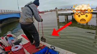 Holy ****! (Magnet Fishing)