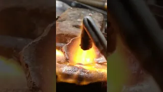 Metal smelting : heat's fiery transformation into a ring's beauty. #shorts