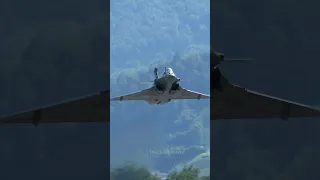 🇫🇷 Rafale || Full 🔥 take off - Low and Loud #shorts #jet #rafale #airshow #airforce #afterburner