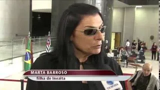 Corpo da cantora Inezita Barroso é velado em SP