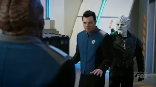 The Orville S1E6"I Want You To Eat My Weapon"